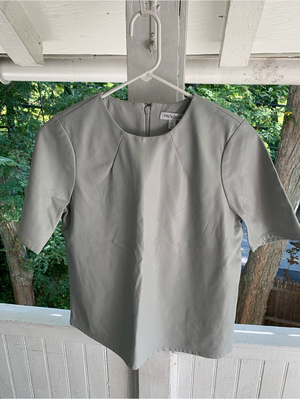 Prologue Pale Gray Short Sleeve Pleated Blouse Faux Leather Size S